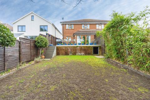 4 bedroom semi-detached house for sale, Mount Drive, Park Street, St. Albans