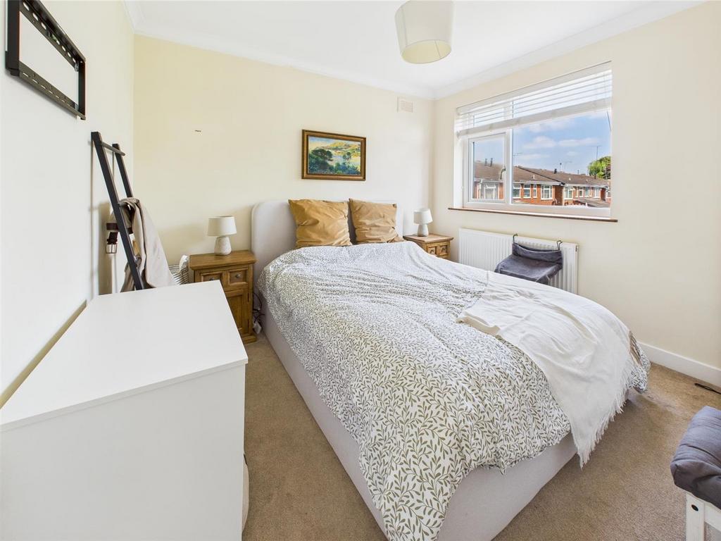 Bright, neat double bedroom with large window...