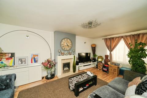3 bedroom terraced house for sale, Meadow Crescent, WIRRAL