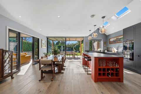 undefined, Hamm Court, Weybridge, KT13