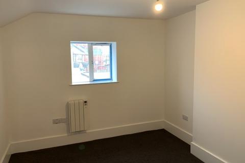 1 bedroom flat to rent, Outram Street, Sutton-in-Ashfield, NG17