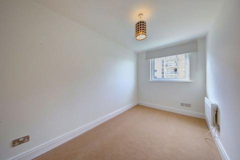 2 bedroom flat to rent, Compass House, Smugglers Way, Wandsworth, SW18