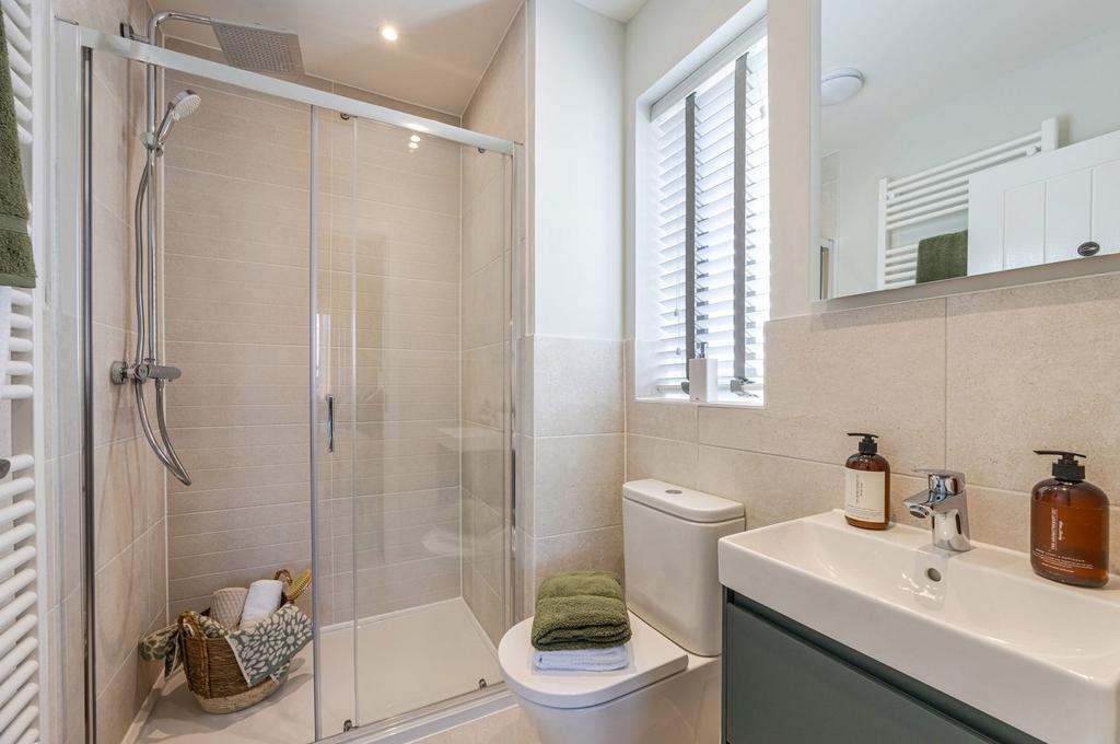 Langley Seabrook Orchards Bathroom 2