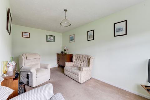 2 bedroom detached bungalow for sale, Elvaston Drive, Nottingham NG10