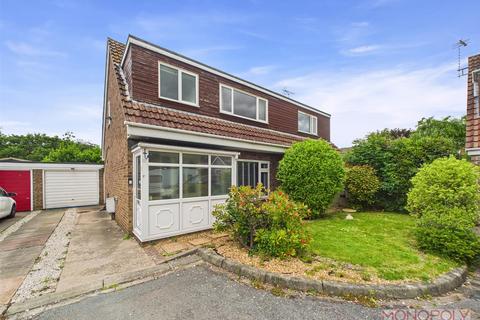 Greenway, Farndon