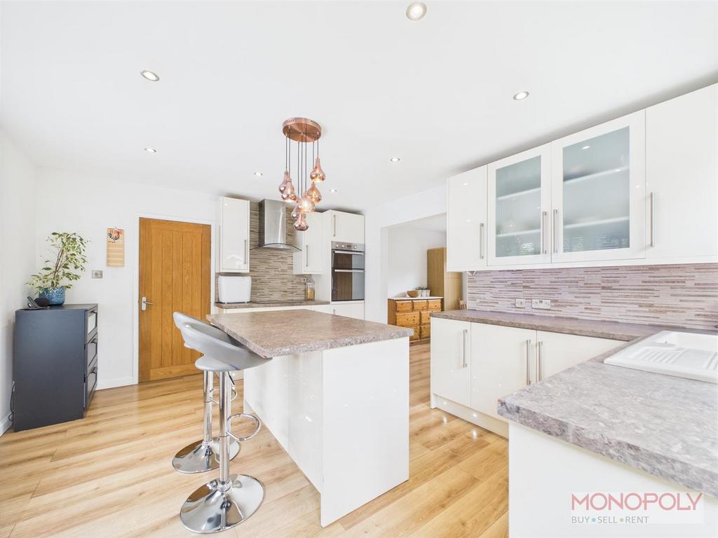 CAM03815 G0-PR0269-STILL010.jpg