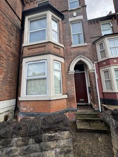 6 bedroom house of multiple occupation to rent, Colwick Road, Nottingham NG2