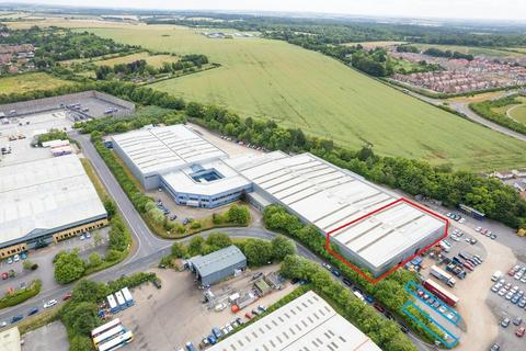 Warehouse to rent, 83-84 Livingstone Rd Andover SP10 5QZ