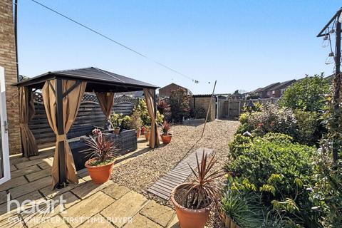 3 bedroom end of terrace house for sale, Rockhampton Walk, Colchester