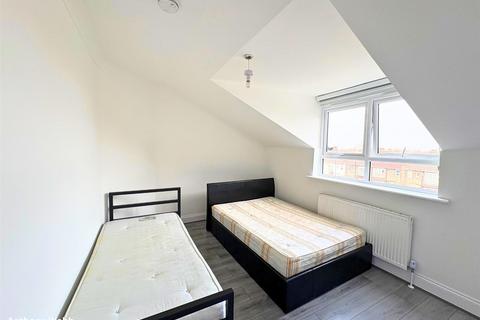 undefined, Green Lanes, London