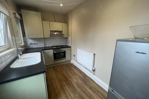 2 bedroom apartment to rent, Merches Gardens, CARDIFF