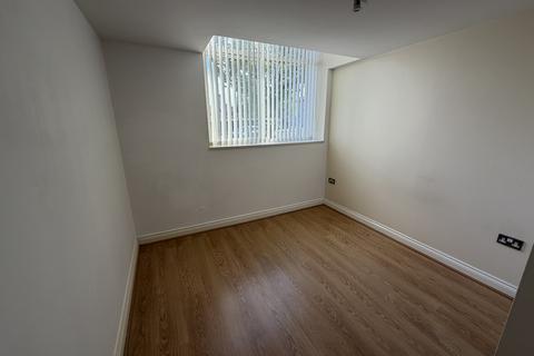 2 bedroom apartment to rent, The Maypole, 9 Broughton Road, Salford, M6