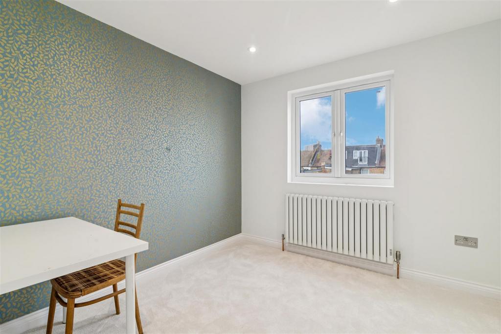 Montgomery Road, W4 - FOR SALE