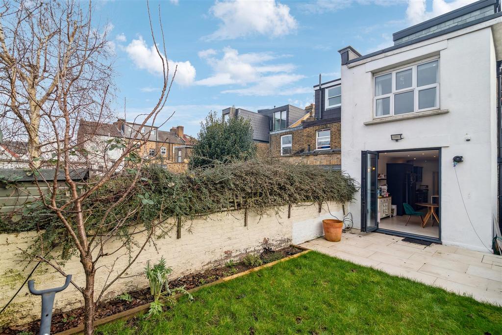 Montgomery Road, W4 - FOR SALE