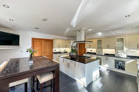 5 bedroom detached house for sale, Thurstaston Road, Heswall, CH60