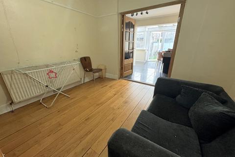 3 bedroom terraced house for sale, Chesterfield Road, Leyton, London, E10