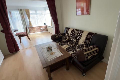 3 bedroom end of terrace house for sale, Withyham Close, Eastbourne BN22