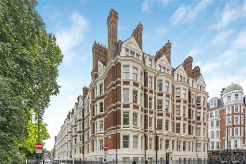 undefined, Ridgmount Gardens, London, WC1E