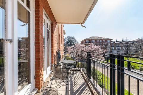 undefined, Clevedon Road, TWICKENHAM, TW1