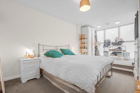 undefined, Aldersgate Street, London EC1A