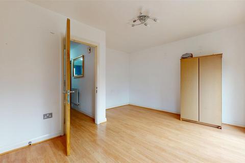 3 bedroom semi-detached house for sale, Cavan Way, Milton Keynes MK10