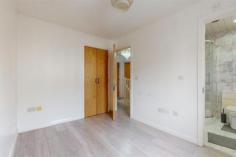 3 bedroom semi-detached house for sale, Cavan Way, Milton Keynes MK10