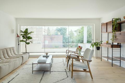 3 bedroom flat for sale, Darnhills, Radlett, Hertfordshire
