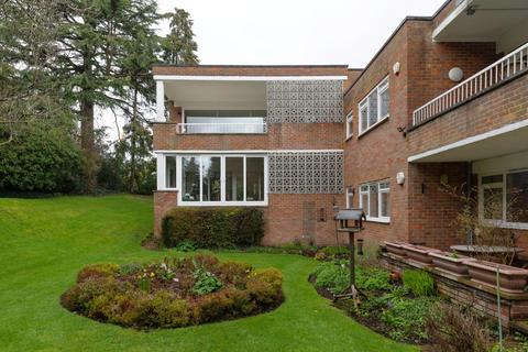 3 bedroom flat for sale, Darnhills, Radlett, Hertfordshire