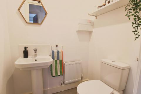 3 bedroom semi-detached house for sale, Frances Brady Way, Hull, East Riding of Yorkshire, HU9 3BW