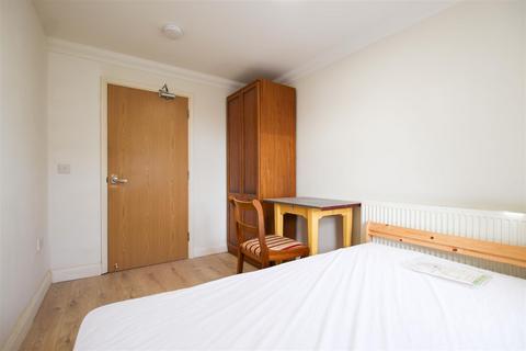 1 bedroom in a house share to rent, Ainsworth Place, Cambridge CB1