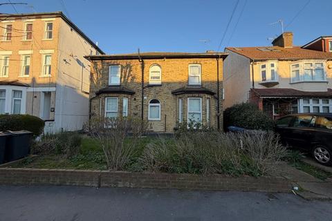 1 bedroom flat for sale, Flat 3, 28 Clyde Road, Croydon, Surrey, CR0 6SU