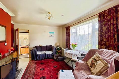 3 bedroom bungalow for sale, Woodland Avenue, Penryn, Cornwall, TR10