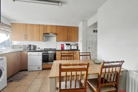 undefined, Holdbrook South, Waltham Cross, EN8