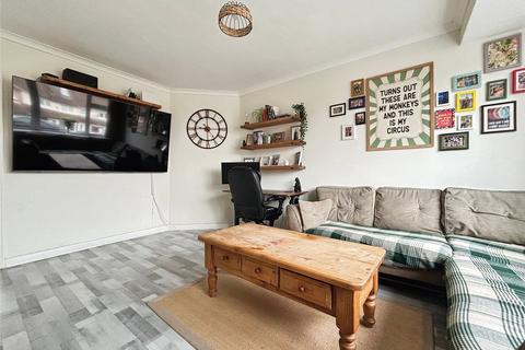 3 bedroom end of terrace house for sale, Thirlmere Avenue, Tilehurst, Reading