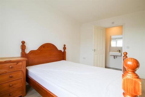 1 bedroom in a house share to rent, Ainsworth Place, Cambridge CB1