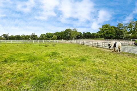 undefined, Elim, Llanddeusant, Anglesey, LL65