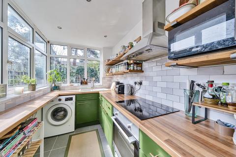 undefined, Waldegrave Road, Teddington, TW11