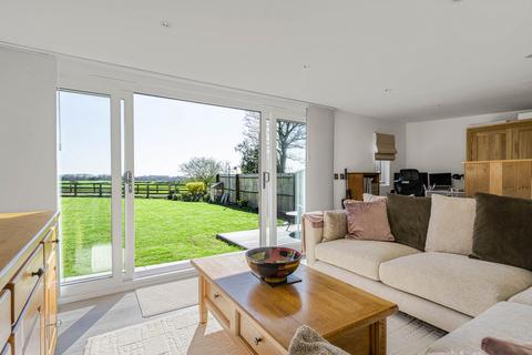 3 bedroom barn conversion for sale, 4 South Street, Caulcott, OX25