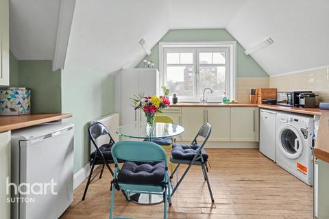 2 bedroom apartment for sale, Cedar Road, Sutton