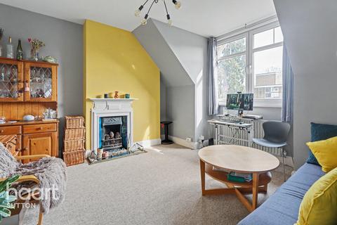 2 bedroom apartment for sale, Cedar Road, Sutton