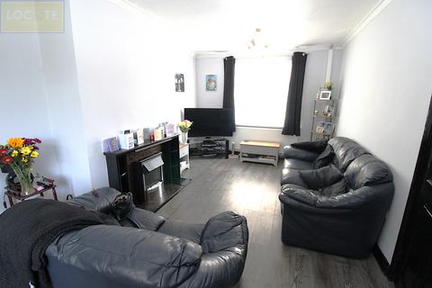 4 bedroom semi-detached house for sale, Davyhulme Road, Stretford, Manchester