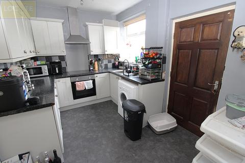 4 bedroom semi-detached house for sale, Davyhulme Road, Stretford, Manchester