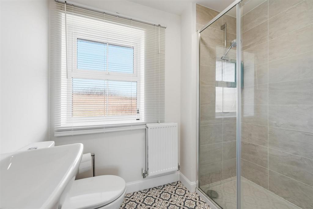 Bedroom One Ensuite 0018.jpg