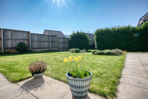 3 bedroom detached house for sale, Ashford Drive, Buxton