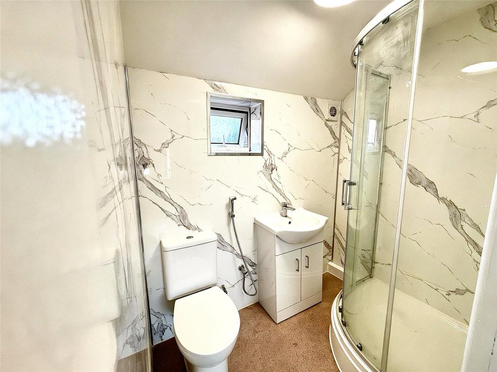 Ensuite Shower Wc