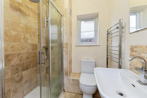 undefined, Woods Avenue, Hatfield