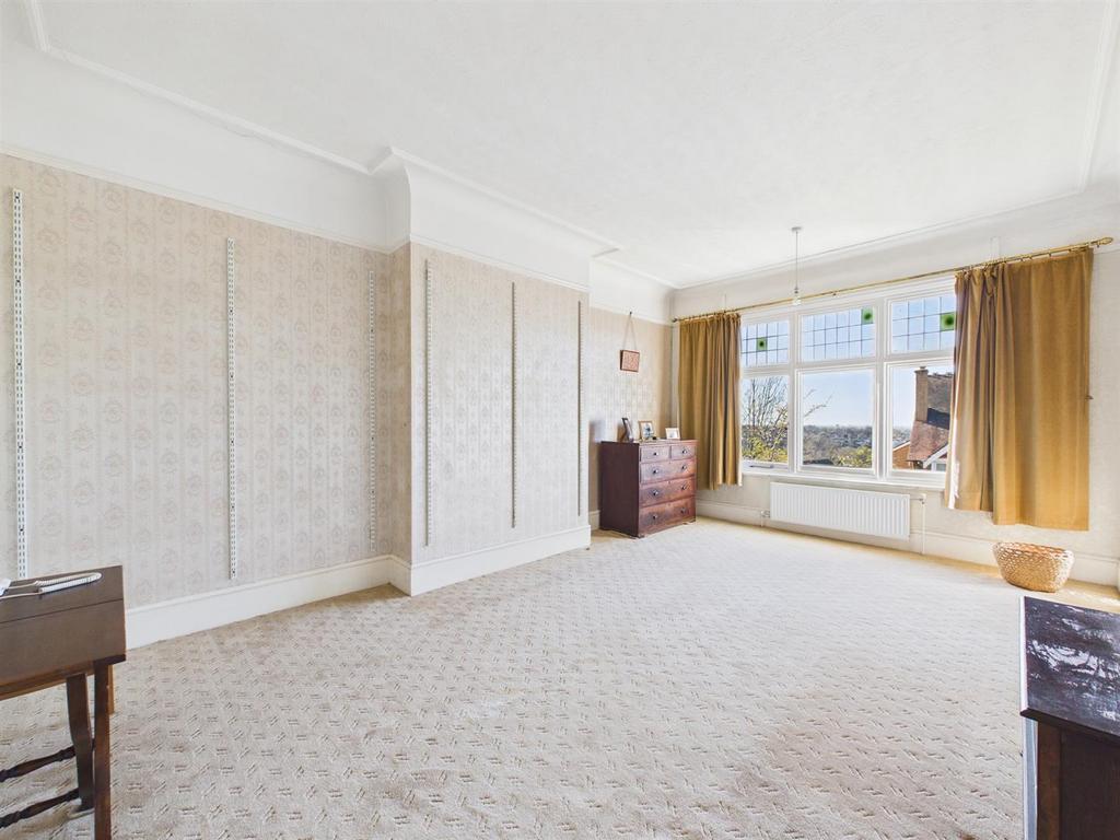 CAM02885 G0-PR0585-STILL022.jpg