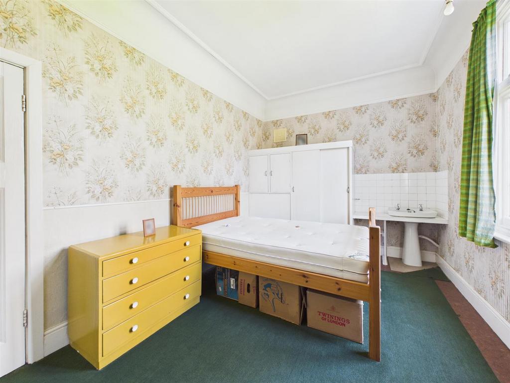 CAM02885 G0-PR0585-STILL032.jpg