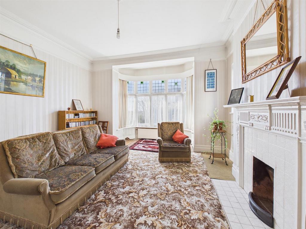 CAM02885 G0-PR0585-STILL014.jpg