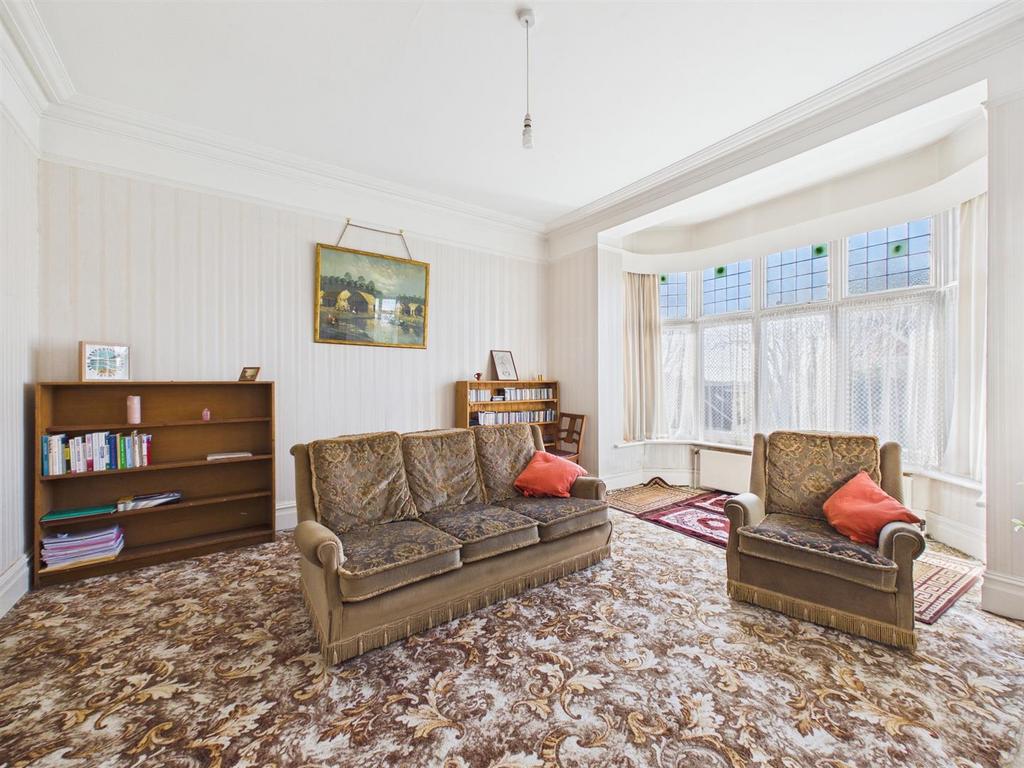 CAM02885 G0-PR0585-STILL015.jpg